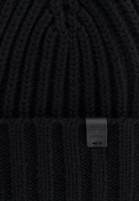 Bickley+Mitchell Muts - black