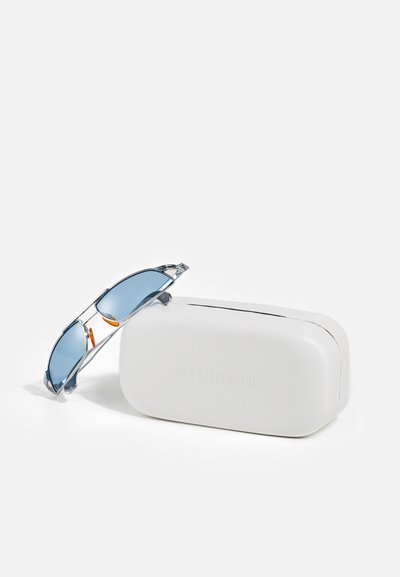 Han Kjøbenhavn DEMO LOW UNISEX - Γυαλιά ηλίου - blue