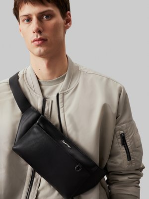 Calvin Klein Marsupio - ck black twill