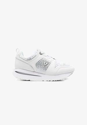 Guess, EVORY2 #WHICL - Baskets basses - white dim