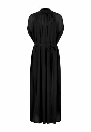 Schwarzes ärmelloses Maxikleid mit hohem Ausschnitt, gerafften Stoffdetails und einem dünnen Gürtel, der in der Taille gebunden ist.