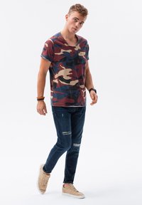 Ombre CAMO   - Triko s potiskem - blue camo