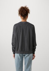 ONLY Tall ONLMICKEY MINNIE ONECK - Φούτερ - black