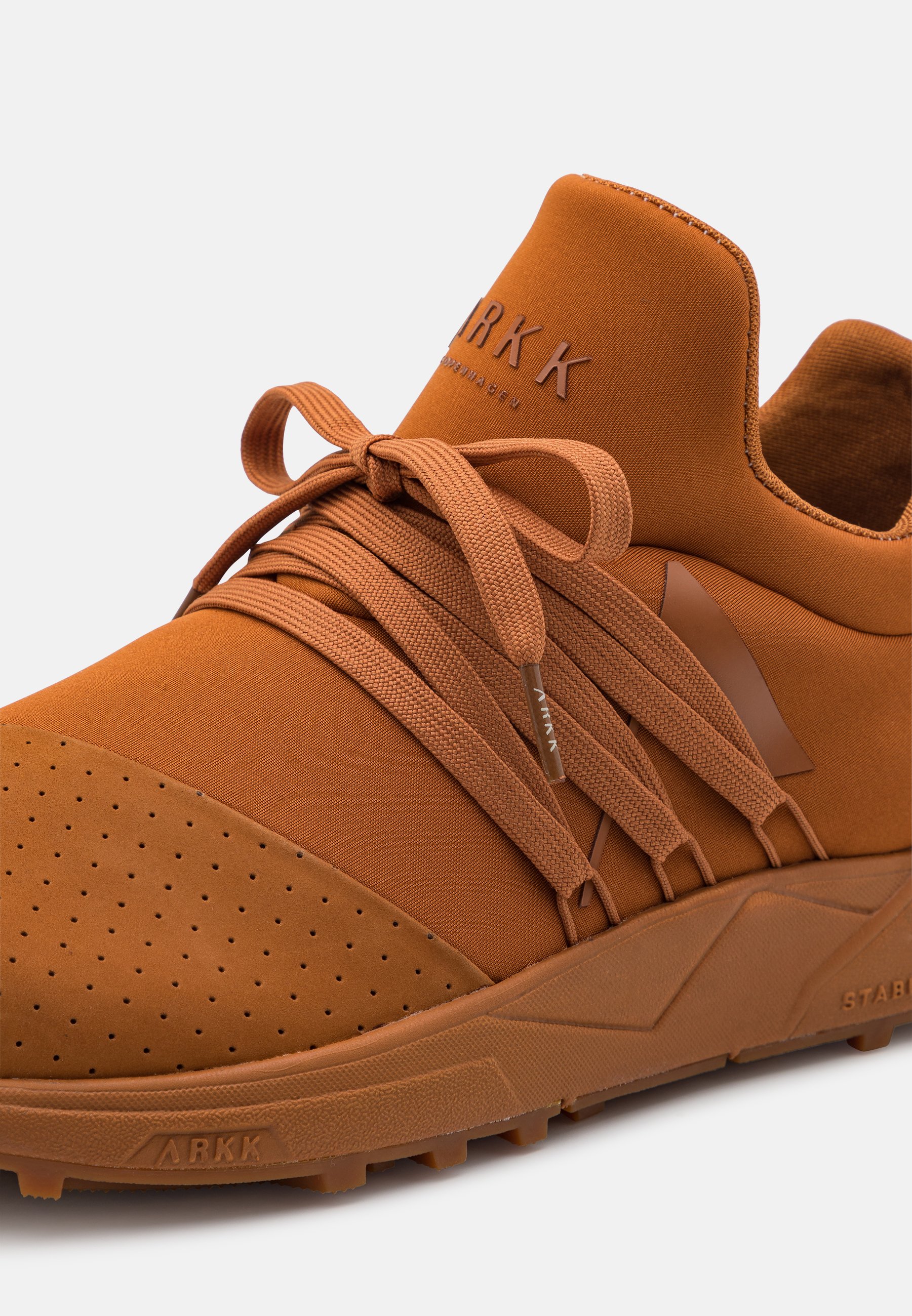 ARKK Copenhagen RAVEN VIBRAM UNISEX - Sneakers laag - caramel  cafe/brown/metallic-rood - Zalando.nl