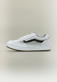 Nem kiválasztott, white/grey/black