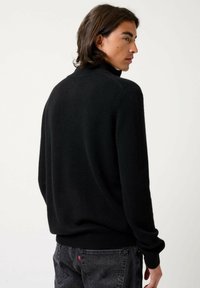 Authentic Cashmere Maglione - black