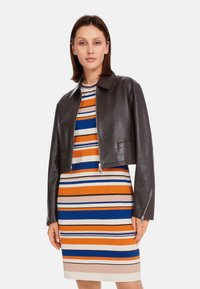 Marc Cain Strickkleid - bright pumpkin