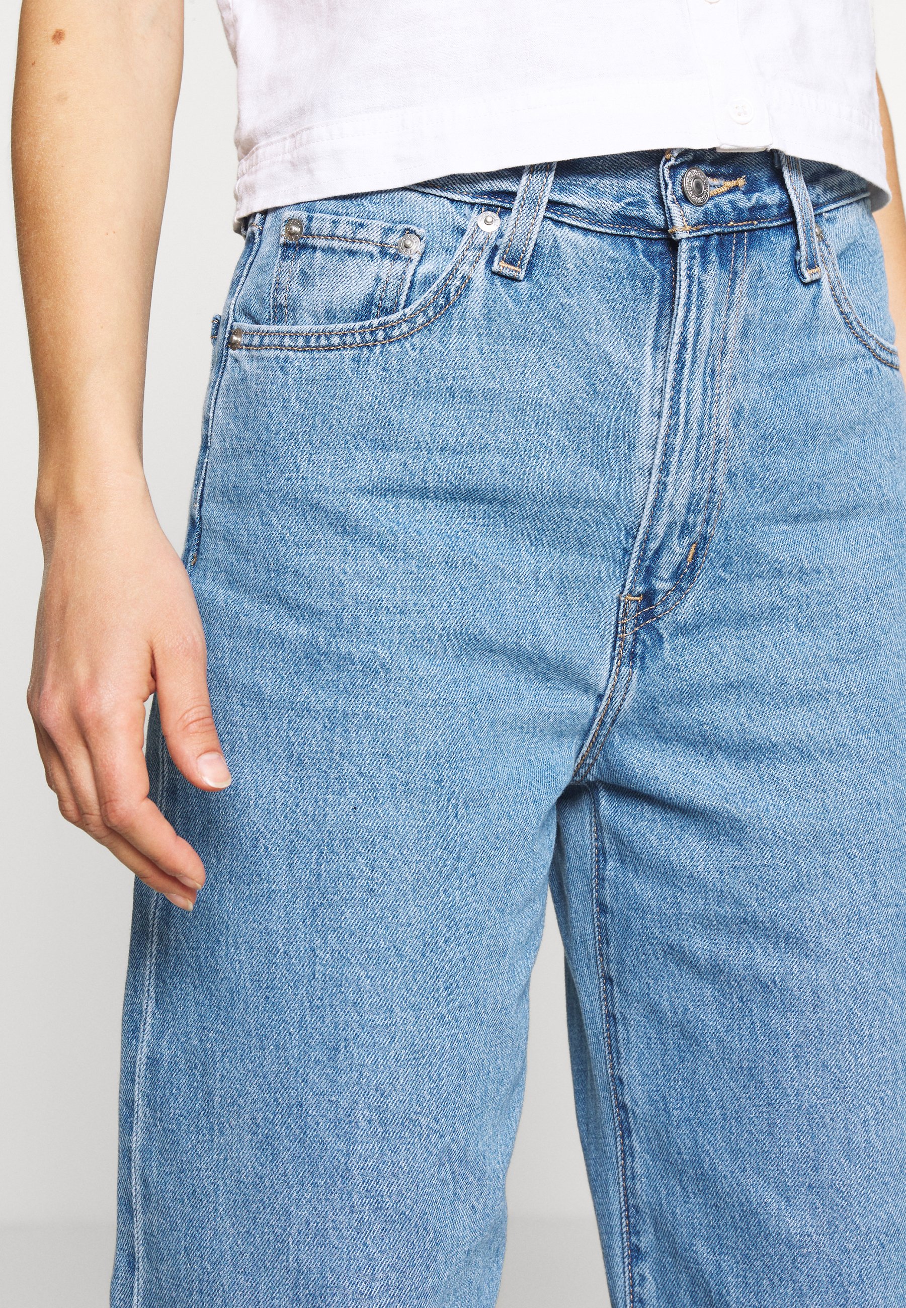 Levi's® BALLOON LEG - Vaqueros boyfriend - light-blue-denim/azul claro -  Zalando.es
