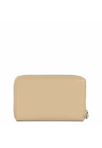 Portafoglio in pelle beige con texture liscia, chiusura con zip e dettagli cuciti. Forma rettangolare, caratterizzato da un design minimalista.