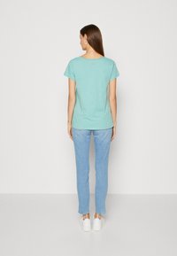 Mos Mosh TEE - Jednoduché tričko - wasabi