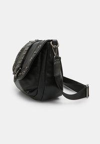 Bata Torba preko tijela - nero