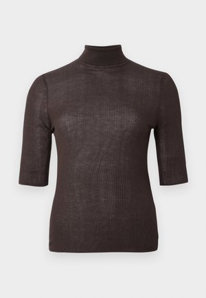 Top en maille côtelée brun avec col roulé et manches courtes, présentant un design ajusté et une texture lisse, idéal pour être porté en superposition ou seul.
