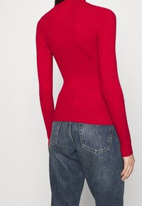 Even&Odd Sweter