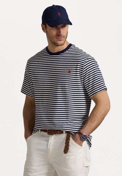 Polo Ralph Lauren Big & Tall STRIPED JERSEY T-SHIRT - Nyomott mintás póló - deckwash white/newport navy