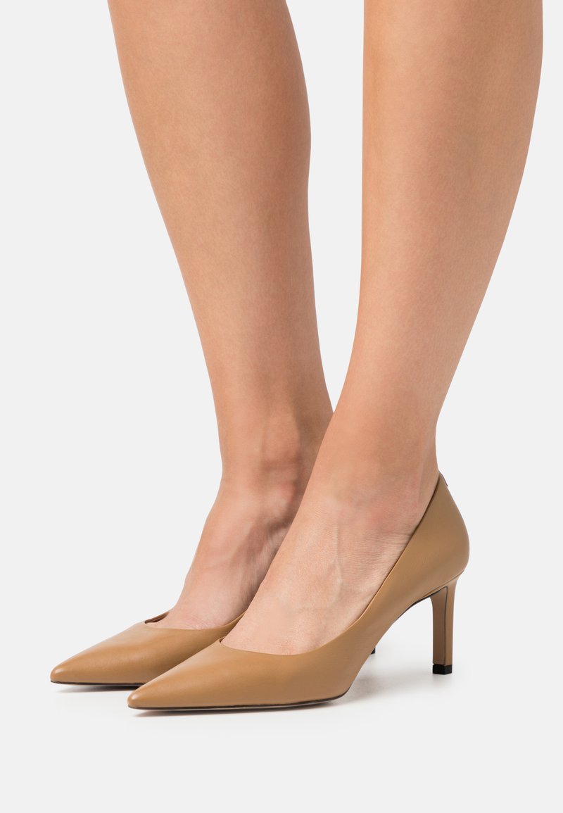 BOSS Pumps camel/beige Zalando.de