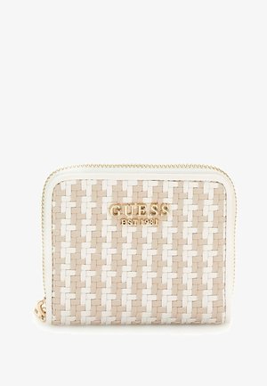 Portafoglio intrecciato texturizzato in beige e bianco, con dettagli del logo in oro, chiusura con zip e bordi lisci a contrasto. Forma rettangolare compatta.