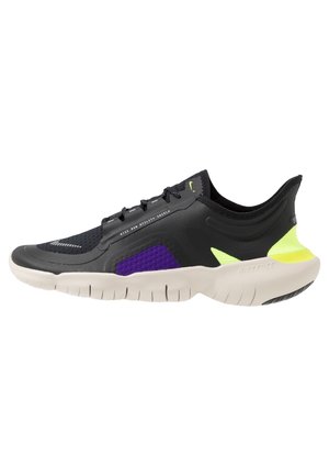 Scarpe da corsa su strada - black