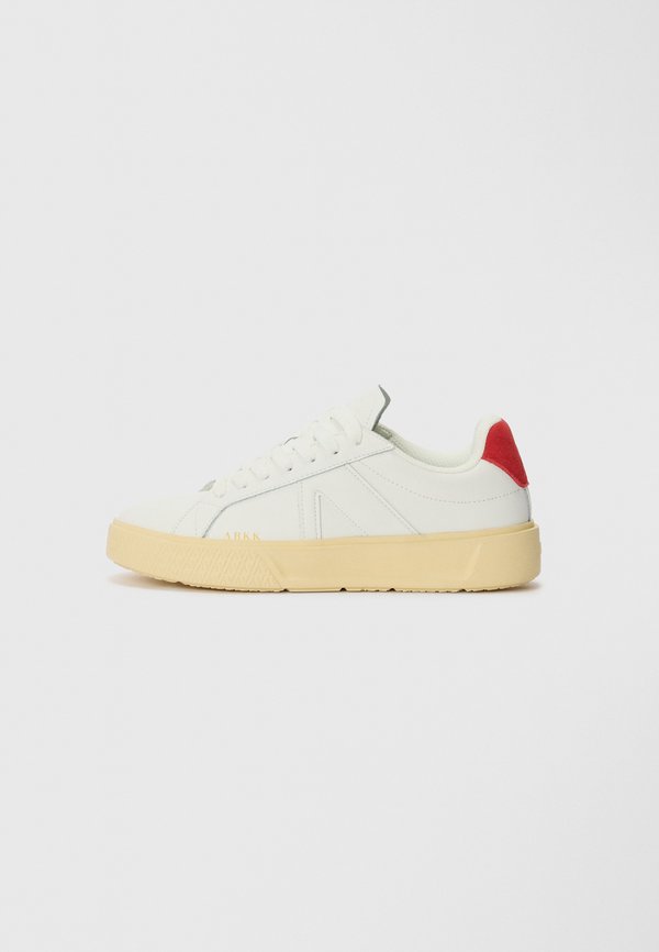 ESSENCE VINTAGE UNISEX - Trainers