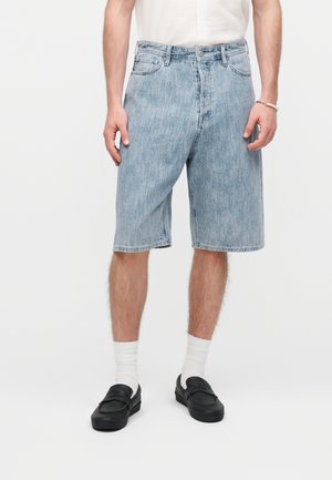 Jack & Jones JJIRON JJORIGINAL - Džínové kraťasy - blue denim