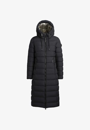 Mustast vatiinist pikk mantel kapuutsiga, ees tõmblukk, kaks küljetaskut ning siseruumis särav hõbedane vooder. Sile, tikandiga tekstuur.