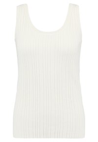 Débardeur blanc côtelé avec un col en U et de larges bretelles, réalisé dans un tissu extensible qui met en valeur les lignes verticales et la texture.