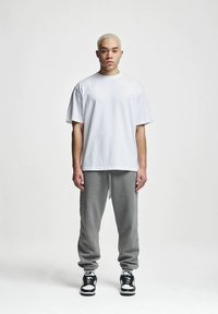2Y Studios OVERSIZE  - Tricou basic - white