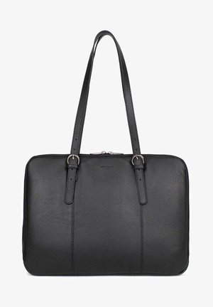Sac fourre-tout en cuir noir avec une texture lisse, deux longues anses, quincaillerie en argent et détails de couture subtils. Fermeture éclair en haut.