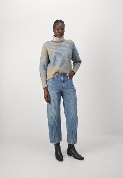 Agolde FOLD JEAN IN NAVIGATE - Džinsi ar taisnām starām - light indigo