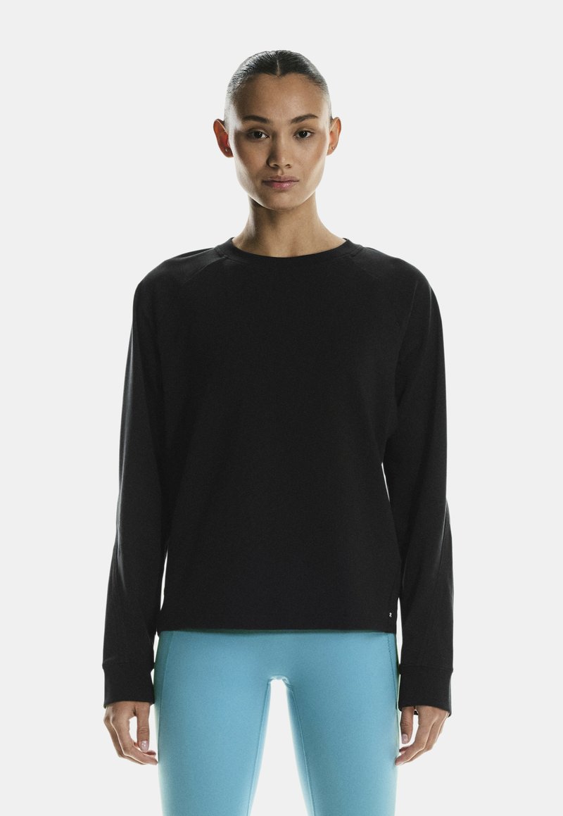 On STUDIO CREW 2.0 - Long sleeved top - black