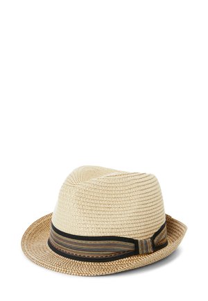 Strohhut in natürlichem Beige mit strukturiertem Gewebe. Verfügt über ein schwarzes Band, das mit bunten Streifen geschmückt ist, und einem leicht nach oben gebogenen Rand.