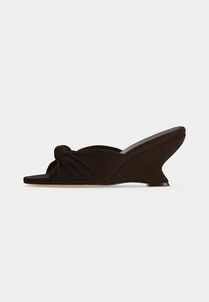 Loeffler Randall, MARSY ANGLED WEDGE - Sandales compensées - dark brown
