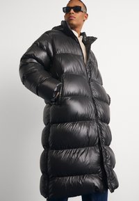 adidas Originals LONG REGEN - Dūnu mētelis - black