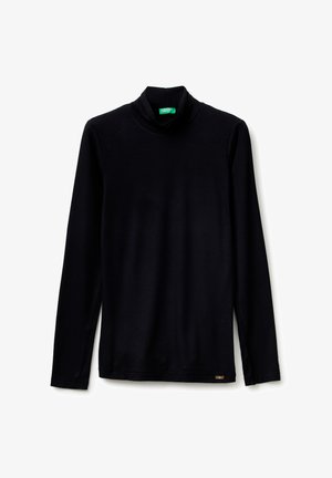 Czarny, długi rękaw z golfem wykonany z miękkiej, gładkiej tkaniny; posiada wysoki kołnierz oraz małą metkę z logo na dole.