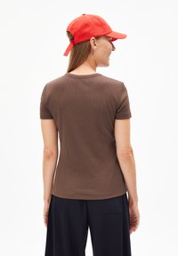 Thumbnail Image 3