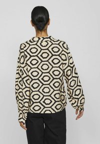 VILA LANGARM - Blusa - birch