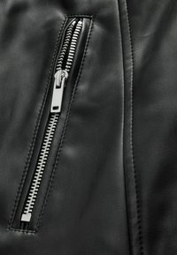 Next Kunstnahast jakk - black
