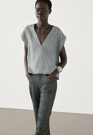 Hotel Kalinga Zara Abbigliamento Donne 2020 Hotel Kalinga