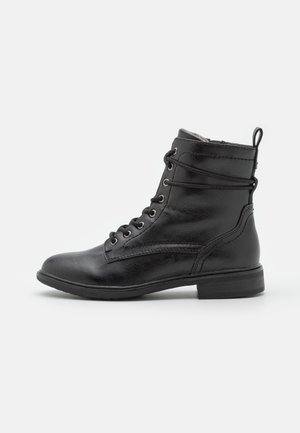 Lace-up ankle boots - black