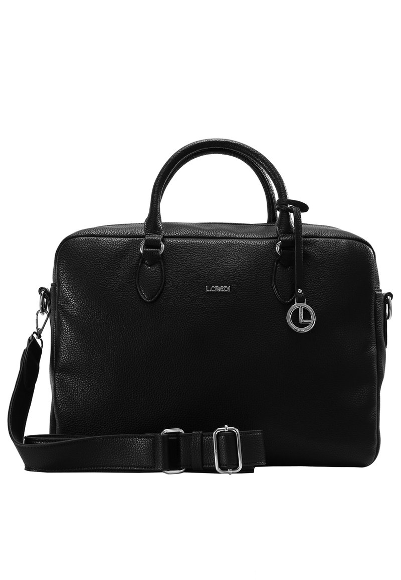 Schwarze Lederhandtasche mit einer strukturierten Oberfläche, doppelten oberen Griffen, abnehmbarem Schultergurt und einem silbernen Logo-Anhänger. Verfügt über Metallbeschläge.