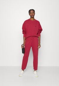 Sweaty Betty ESSENTIALS  - Camisola - falu red