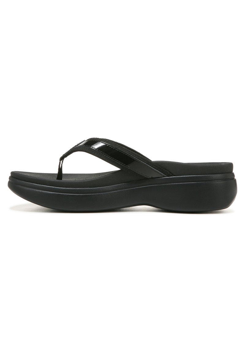 Zwarte flip-flopsandalen met een gladde, licht glanzende bovensband en een gevoerde, gewelfde zool voor comfort en ondersteuning.