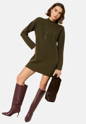 REGULAR FIT - COSY MINI - Rochie tricotată - khaki green