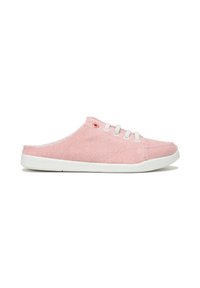 Roze textiele instap schoenen met een witte rubberen zool, voorzien van vier oogjes en minimale stikseldetails. Zachte textuur aan de gehele schoen.
