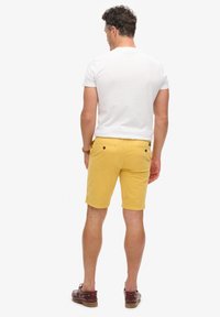 Superdry & Co OFFICER - Shorts - cornsilk yellow