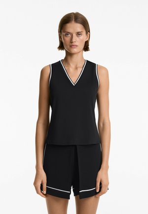 OYSHO SLEEVELESS V-NECK  - Linne - black