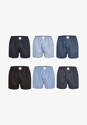 Sechs Paar Herren-Boxershorts in unterschiedlichen Farben: Marineblau, Hellblau, Schwarz, mit Mustern wie Streifen und Punkten. Mit elastischen Taillenbünden.