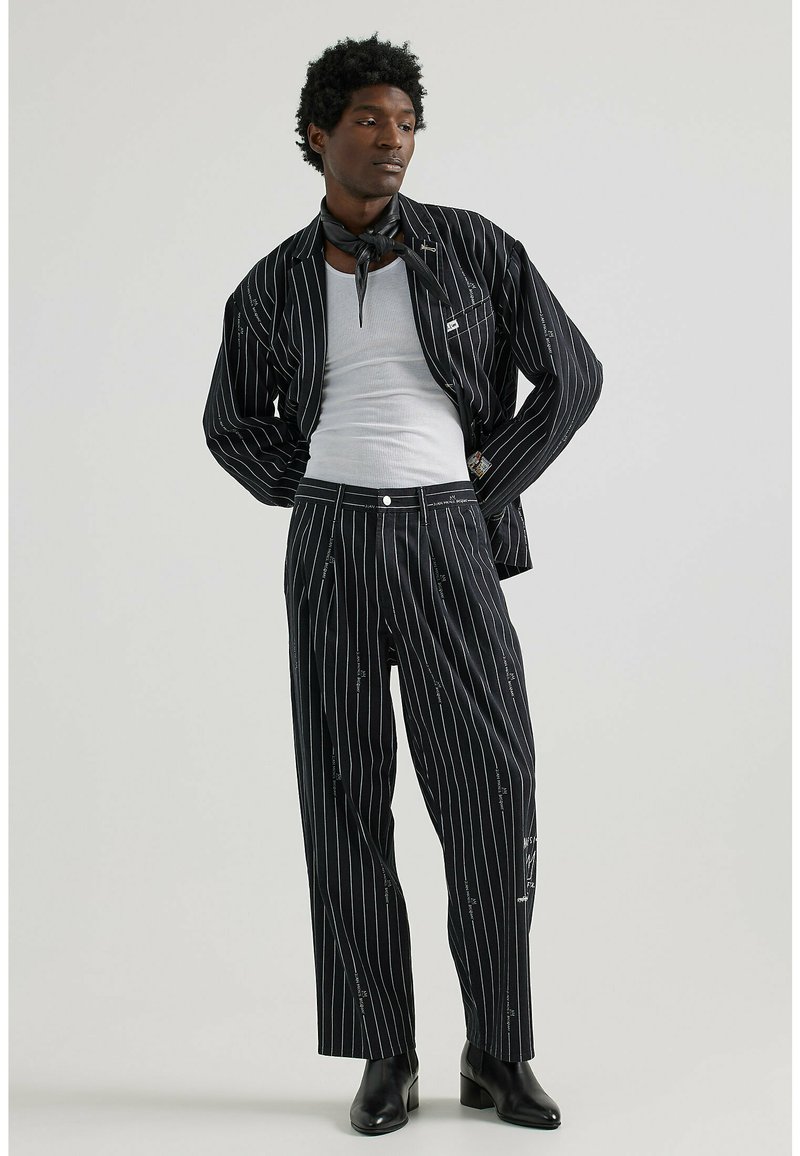 Lee - JMB STRIPED PANT - Pantalones - black, Ampliar