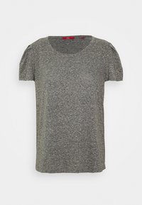 Grå kortærmet t-shirt lavet af tekstureret stof. Har en rund halsudskæring og diskrete detaljeringer ved skuldrene. Enkelt, afslappet design.