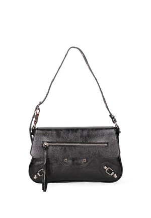 Borsa a mano in pelle nera con design strutturato, dotata di tasca con zip, dettagli in metallo argentato e tracolla removibile.