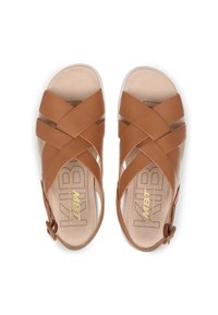MBT MUGI - Sandalias con plataforma - camel